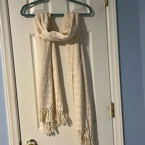 Be Kind by Ellen cream scarf